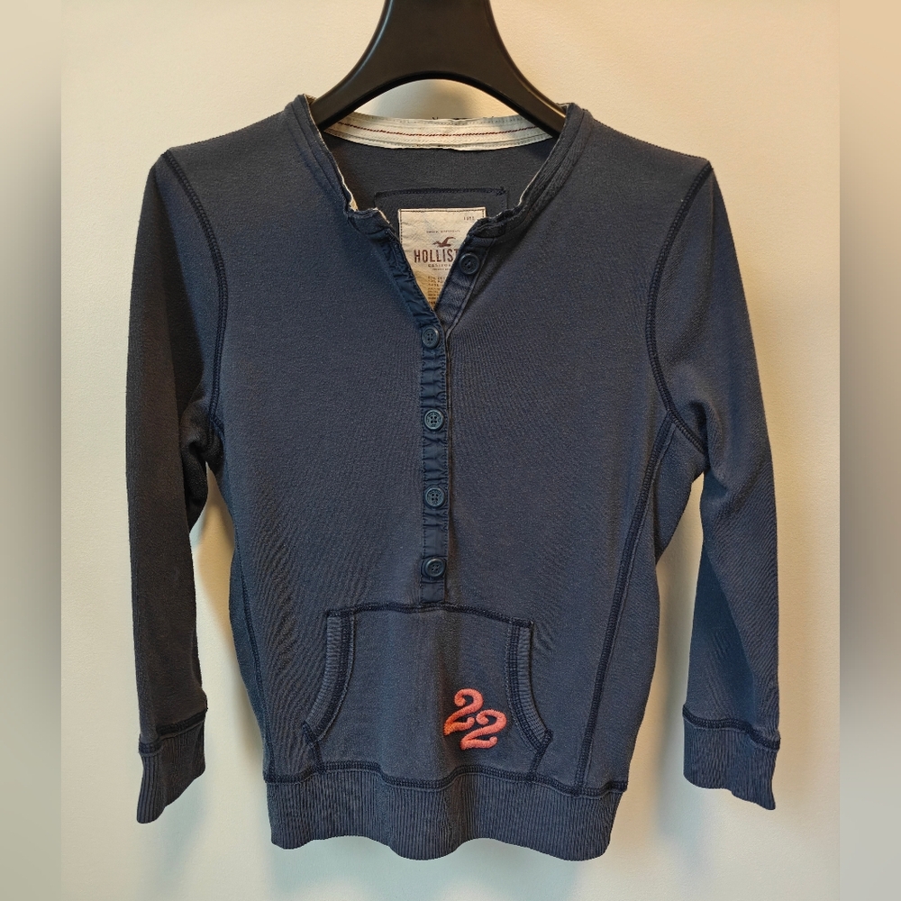 Hollister Y2K 3/4 Sleeve Button Crew Sweatshirt Logo Print On Back Size L